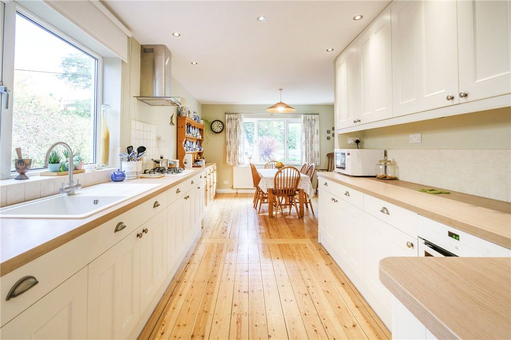 Property photo 2 of 10 Picture No. 07