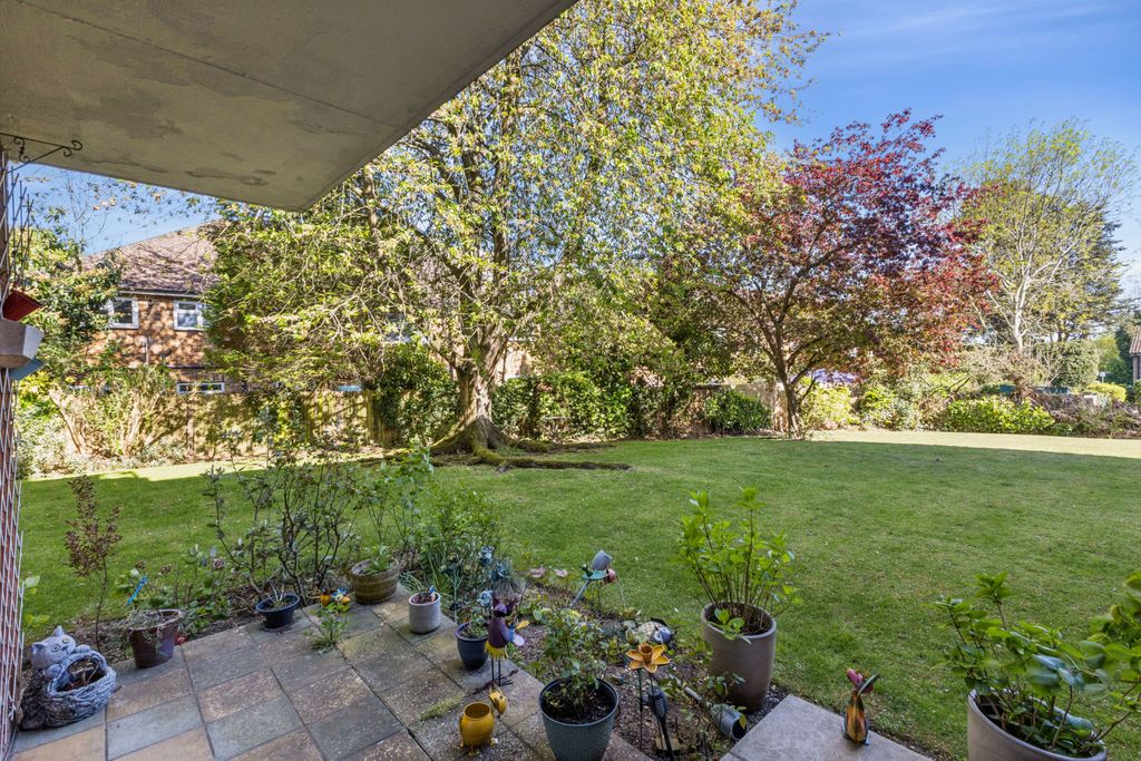 Property photo 3 of 25