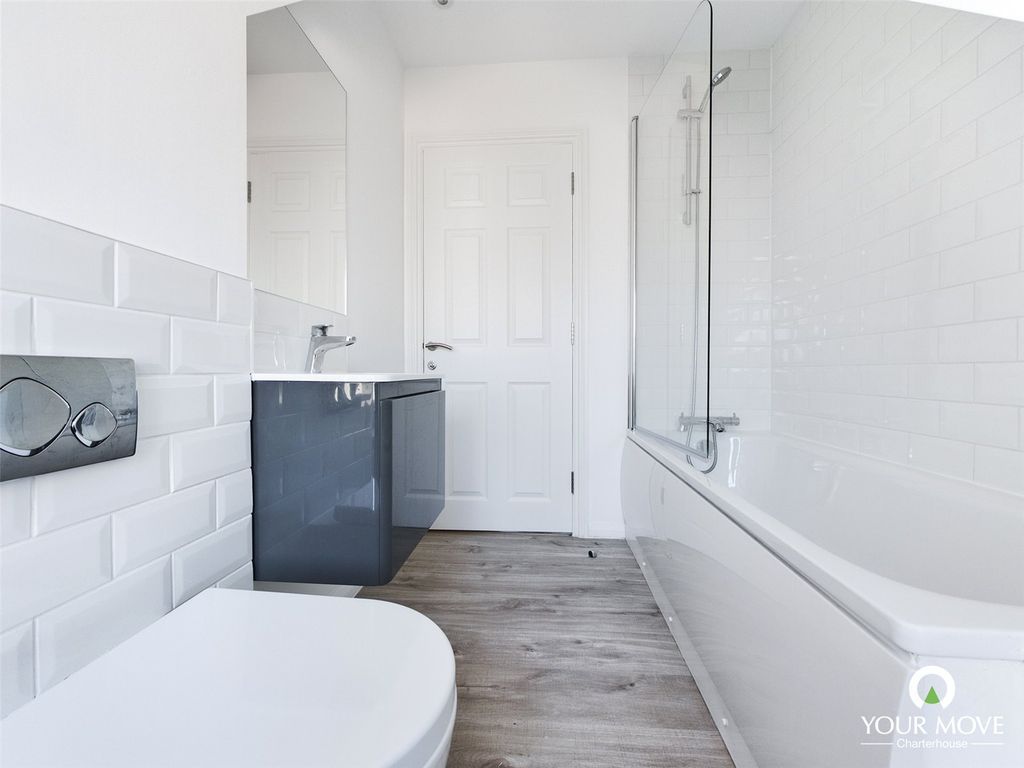 Property photo 2 of 6 Bathroom