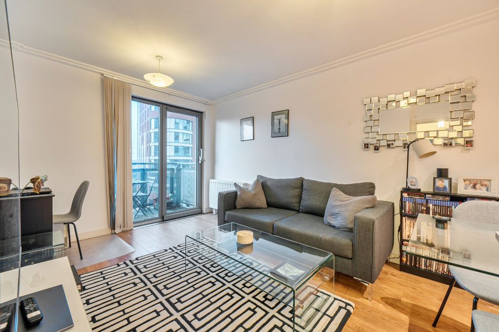 Property photo 1 of 19 Picture No. 11