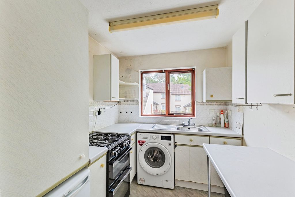 Property photo 3 of 14 Pbox-Img.Jpg