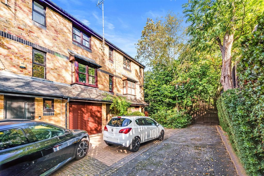 Property photo 1 of 16 55086-Hi-Res (14).Jpg