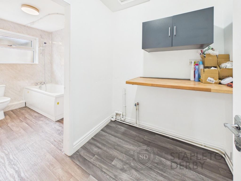 Property photo 3 of 11 Cam04709G0-Pr0335-Still003.Jpg