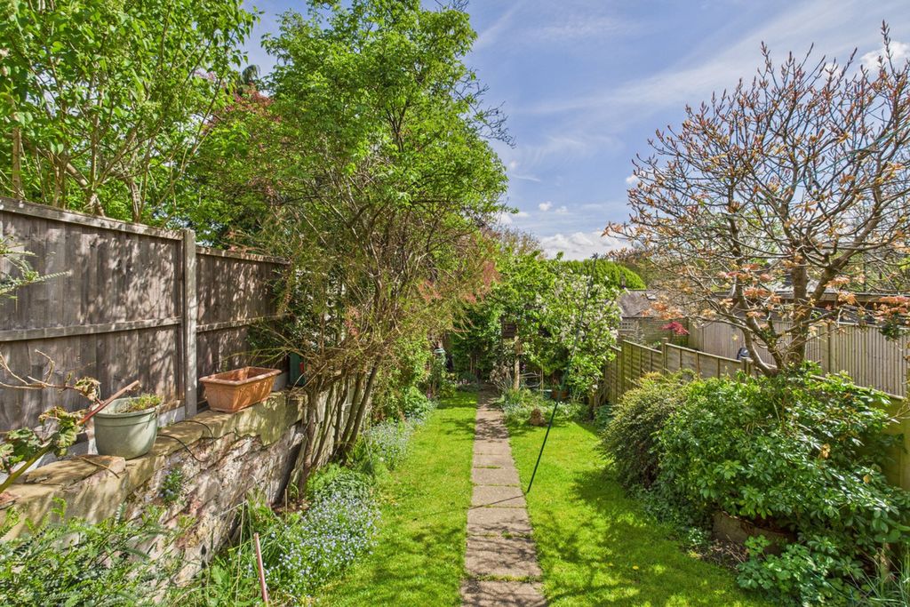 Property photo 3 of 10