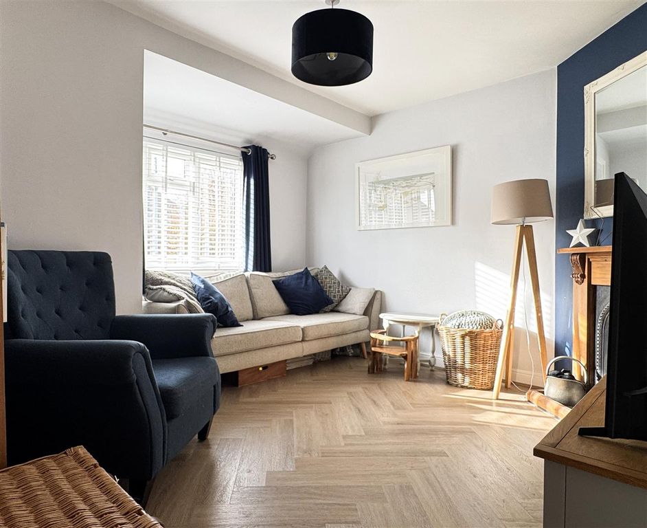 Property photo 2 of 15