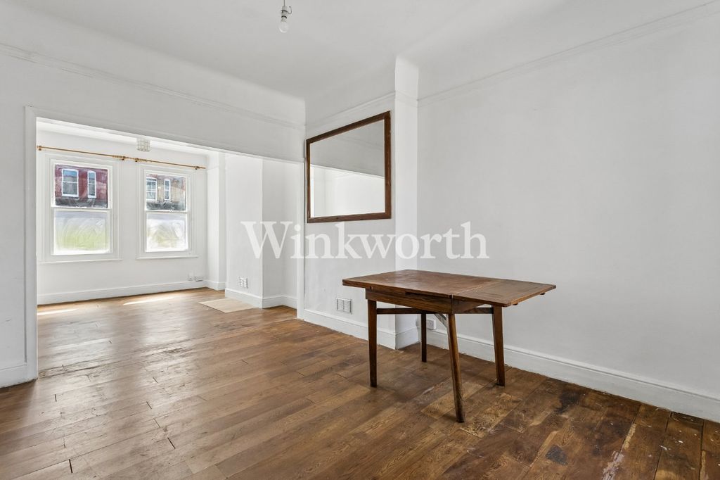 Property photo 2 of 16 Picture No. 10