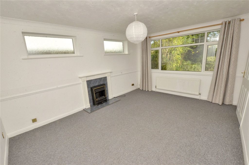 Property photo 2 of 15 Lounge/Dining Room