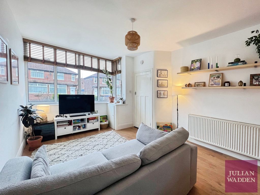 Property photo 3 of 12 Picture 3