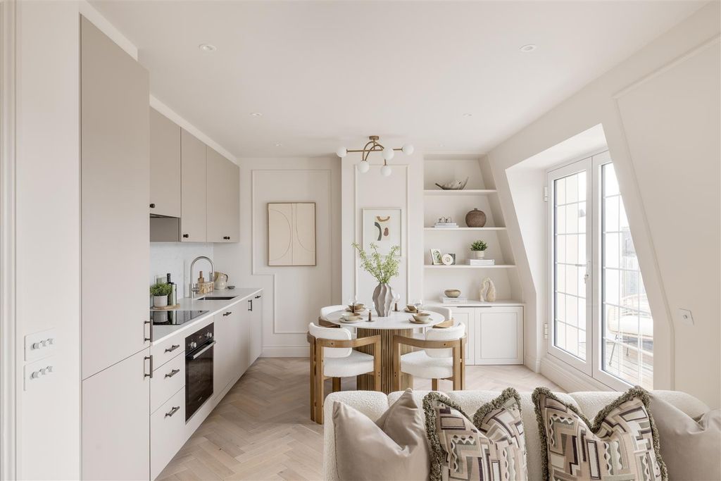 Property photo 1 of 34