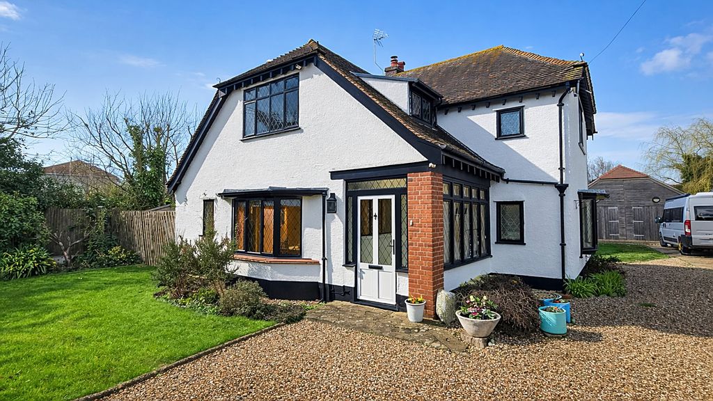 Property photo 2 of 26