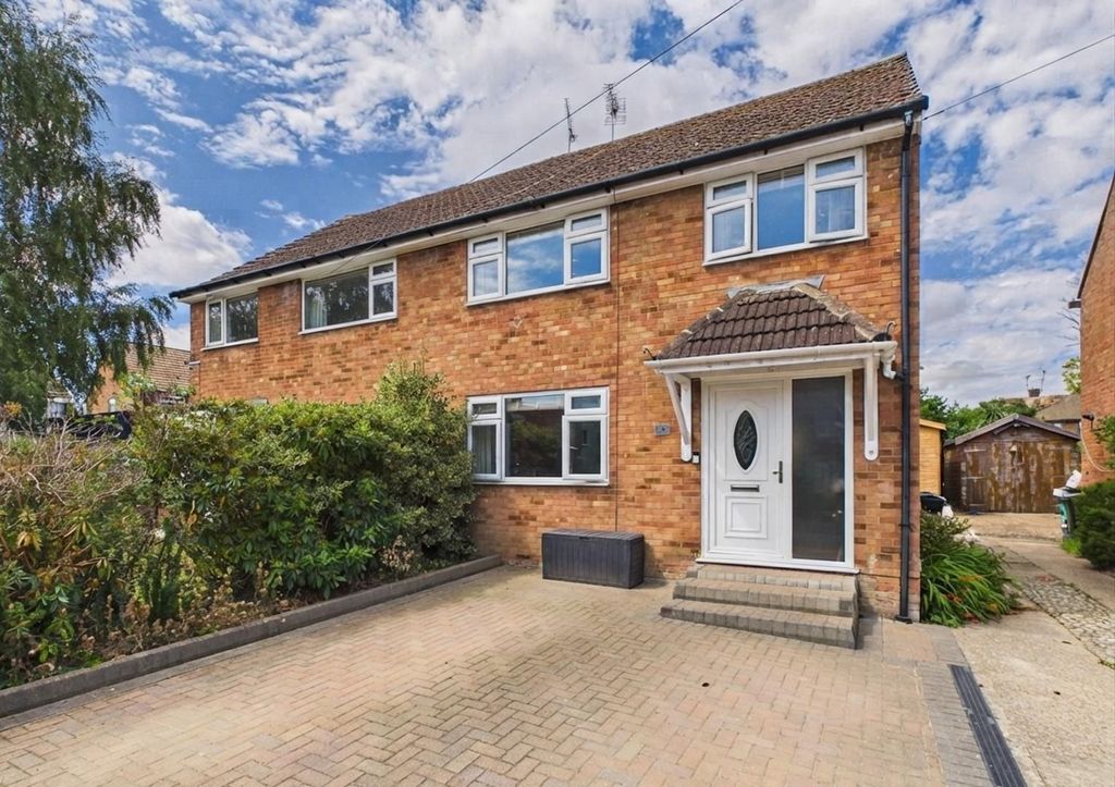 Property photo 1 of 19 3 Willow Treet New Front.Jpg
