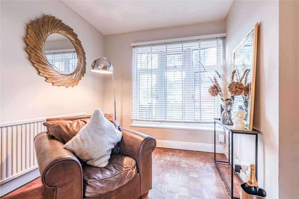 Property photo 3 of 20 Sitting Room