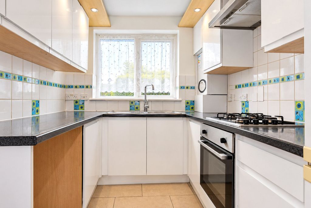 Property photo 2 of 13 Kitchen