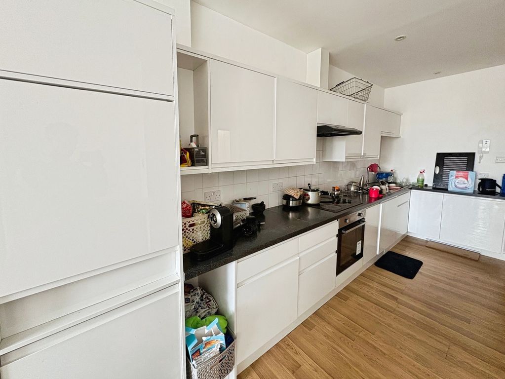 Property photo 1 of 8 Pbox-Img.Jpg