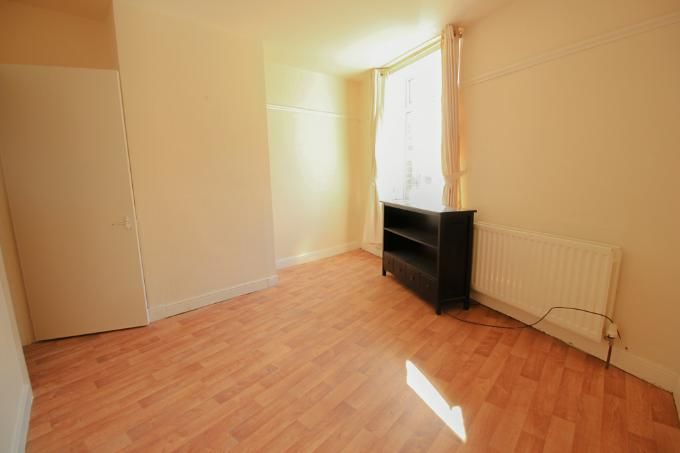 Property photo 3 of 8 Entrance Porch