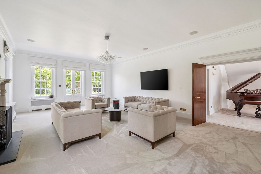 Additional image 12 of 8 bed detached house for saleHolbrook Lane, Chislehurst BR7