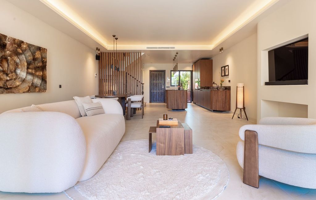 Property photo 3 of 30