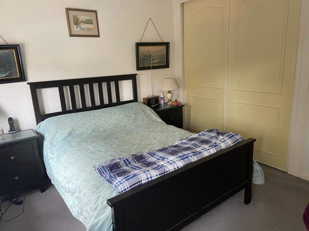 Property photo 2 of 4 Not Specified