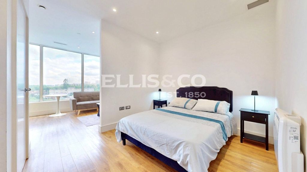Property photo 2 of 19 Picture No. 06