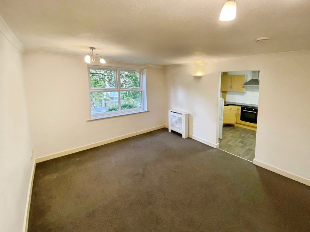 Property photo 3 of 16 Internal