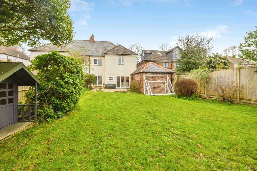 Property photo 2 of 17