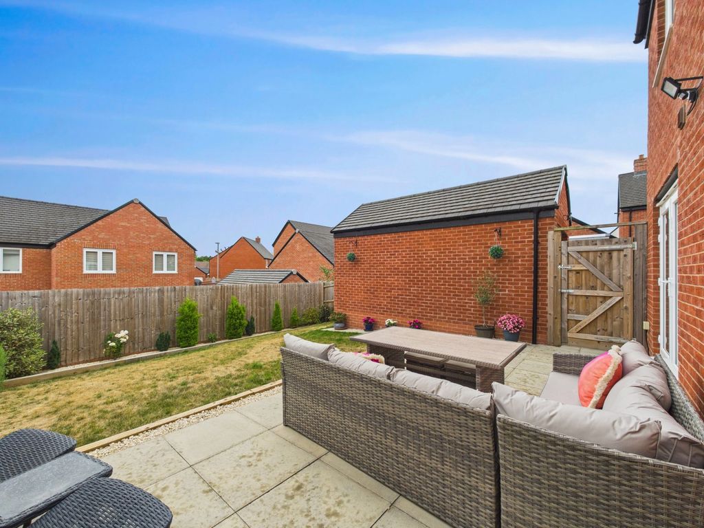 Property photo 2 of 14 Picture No. 03
