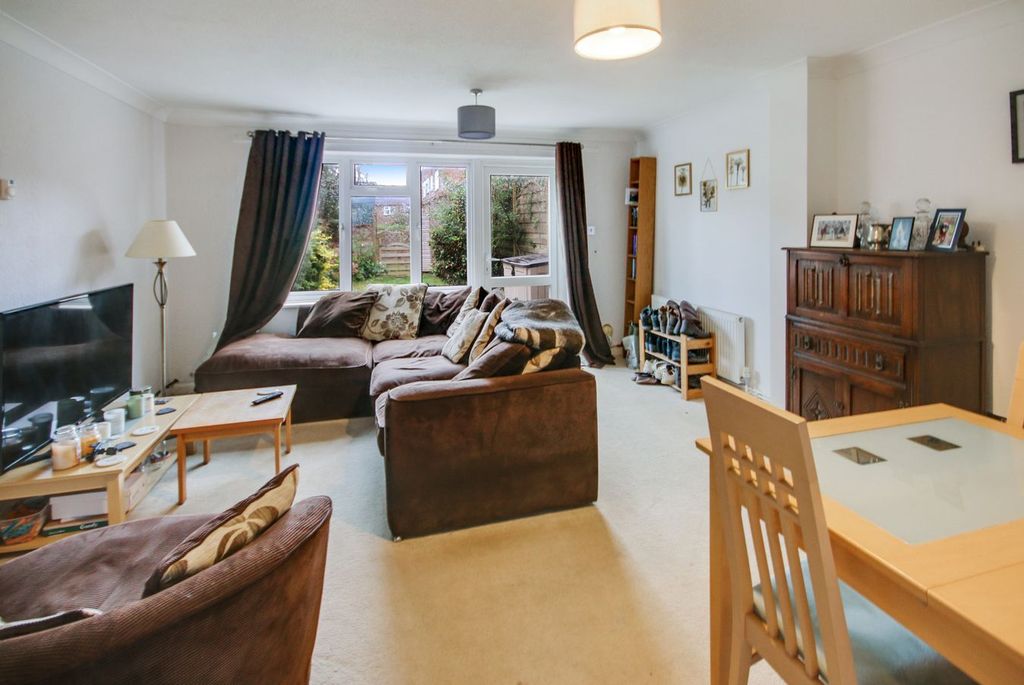 Property photo 3 of 10