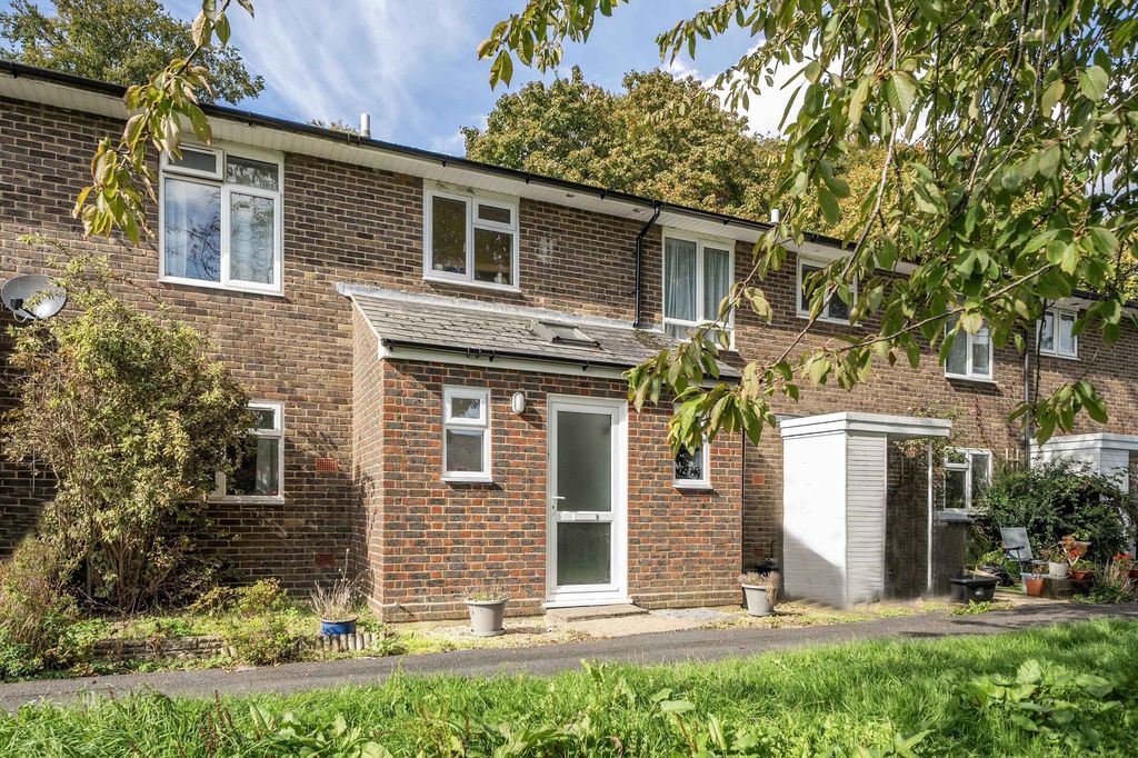 Property photo 1 of 11