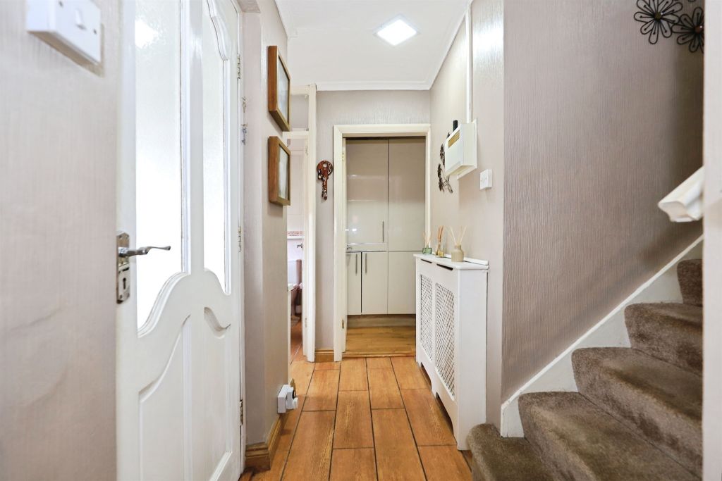 Property photo 3 of 22