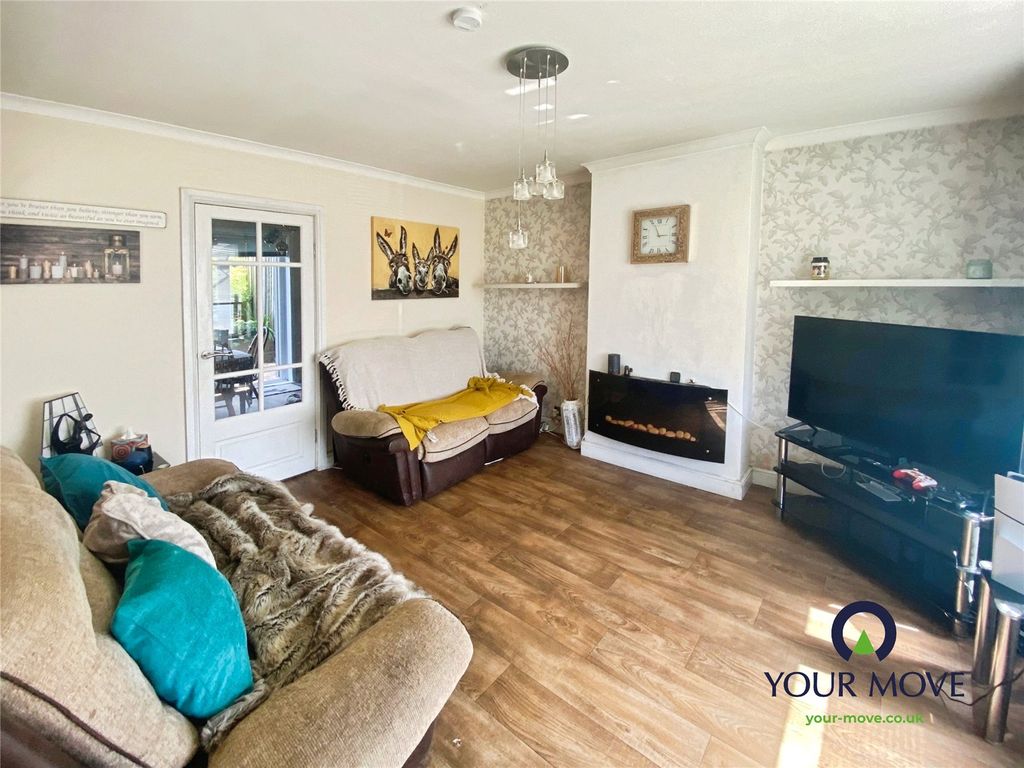 Property photo 3 of 16 Picture No. 05