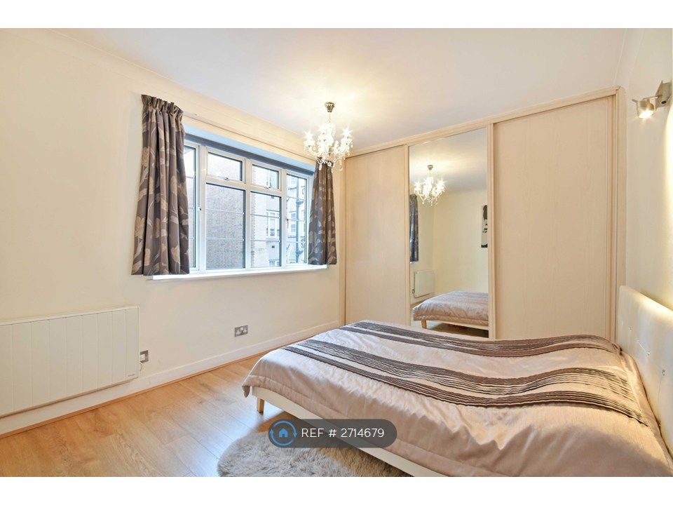 Property photo 3 of 9 Bedroom