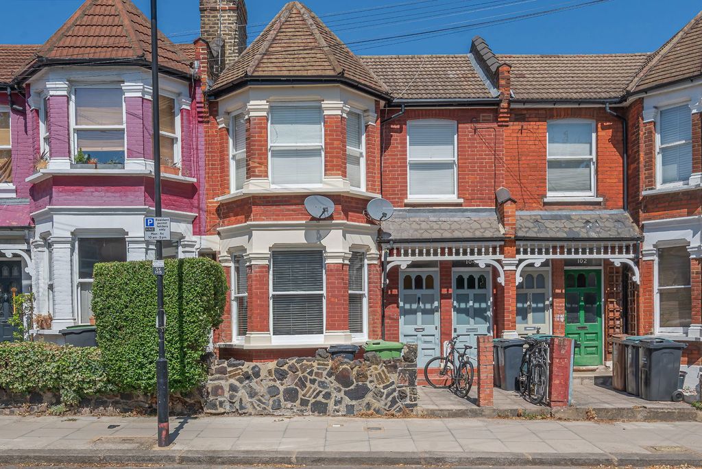 Property photo 1 of 13