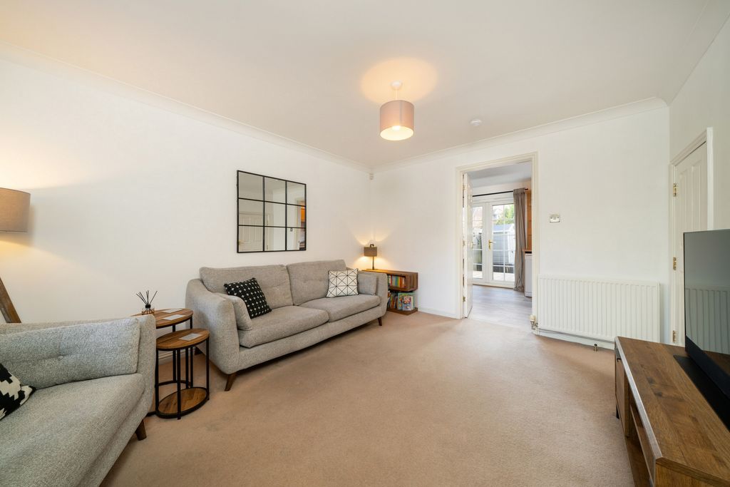 Property photo 3 of 21 Photo 9