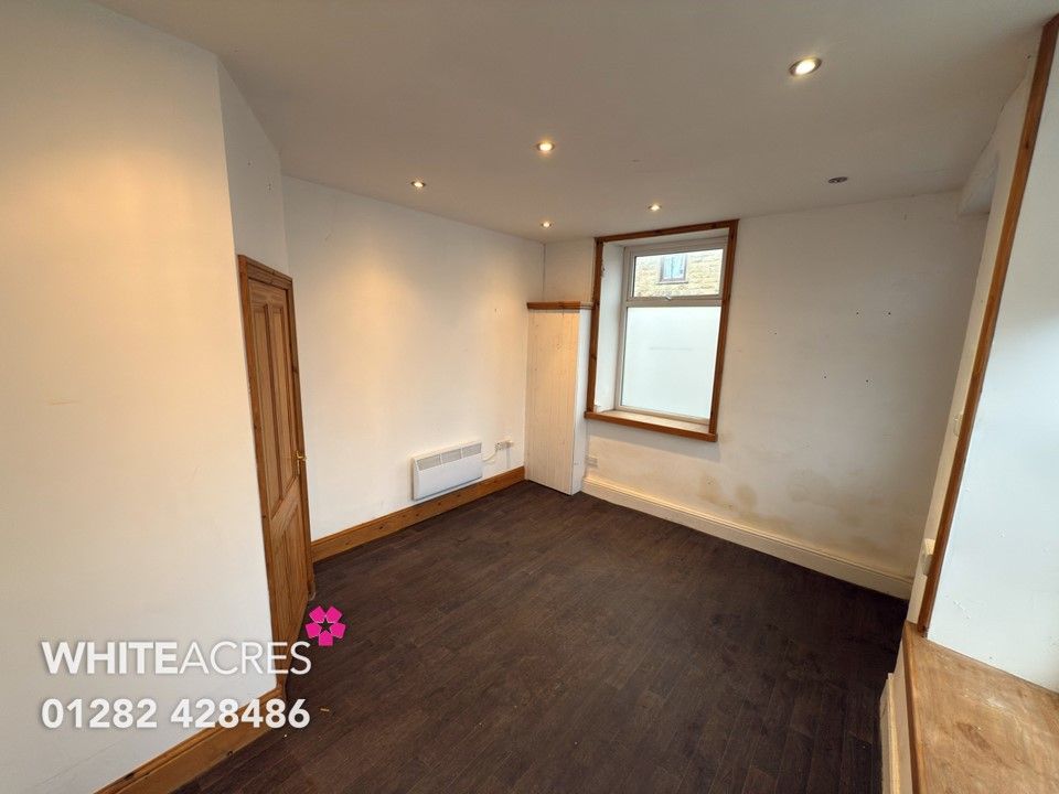 Property photo 2 of 6 Photo 10