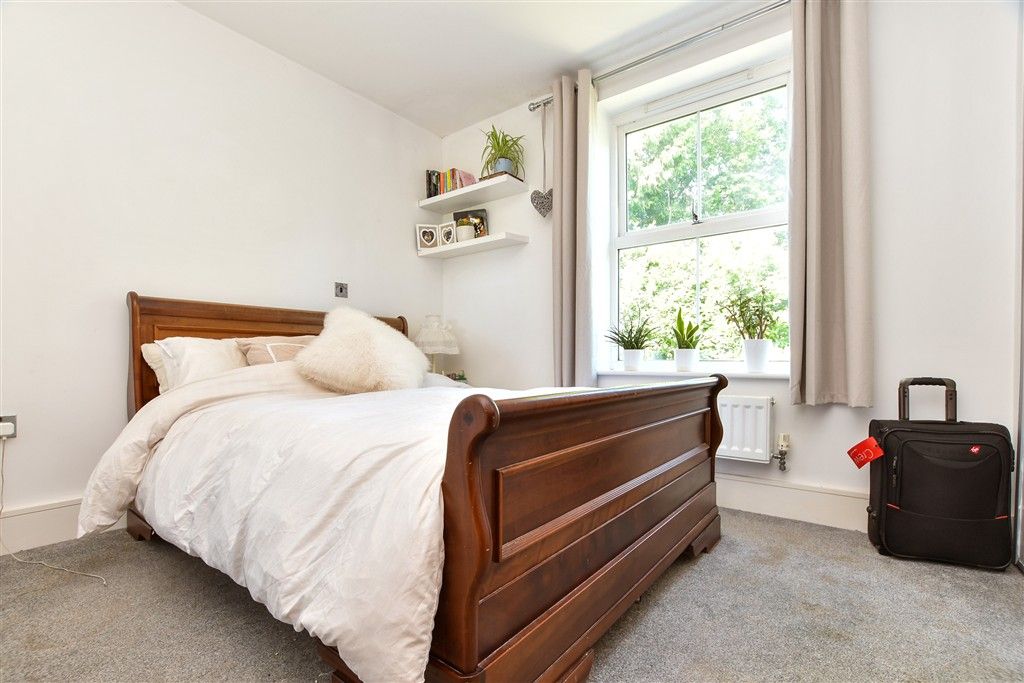 Property photo 1 of 10 Bedroom