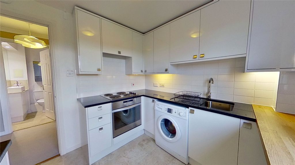 Property photo 3 of 11 Picture No. 07