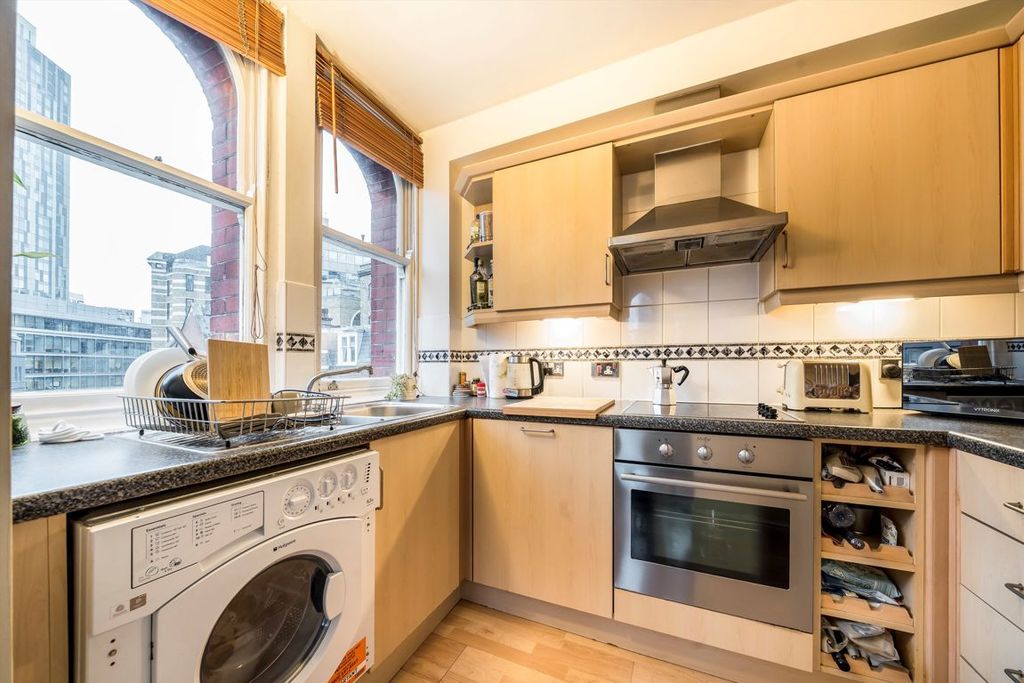 Property photo 3 of 5