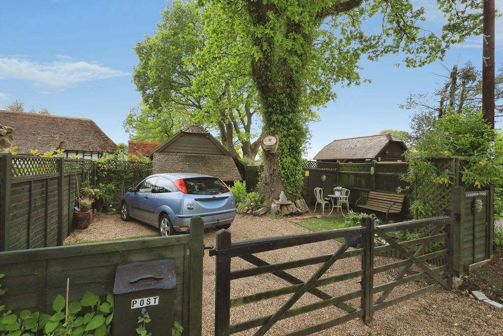 Property photo 1 of 24 Pbox-Img.Jpg