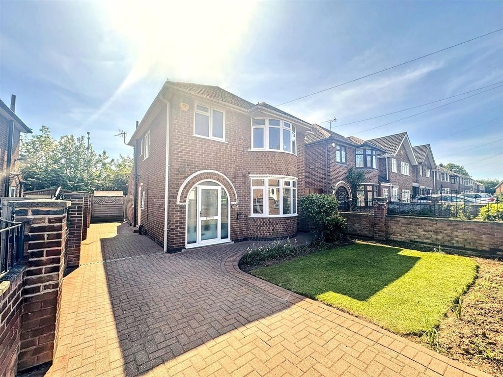 Property photo 1 of 13 001 Front.Jpg