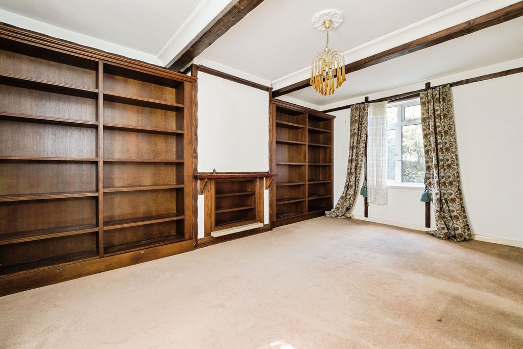 Property photo 3 of 20 Pbox-Img.Jpg