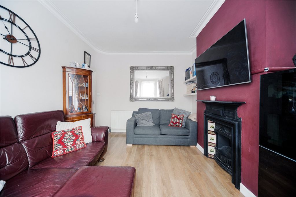 Property photo 3 of 18 Picture No. 03