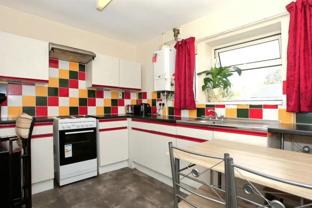 Property photo 2 of 5