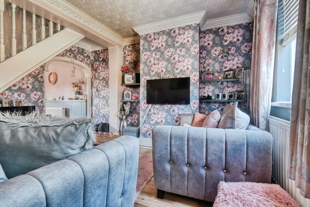 Property photo 3 of 16 133Lon12.Jpg
