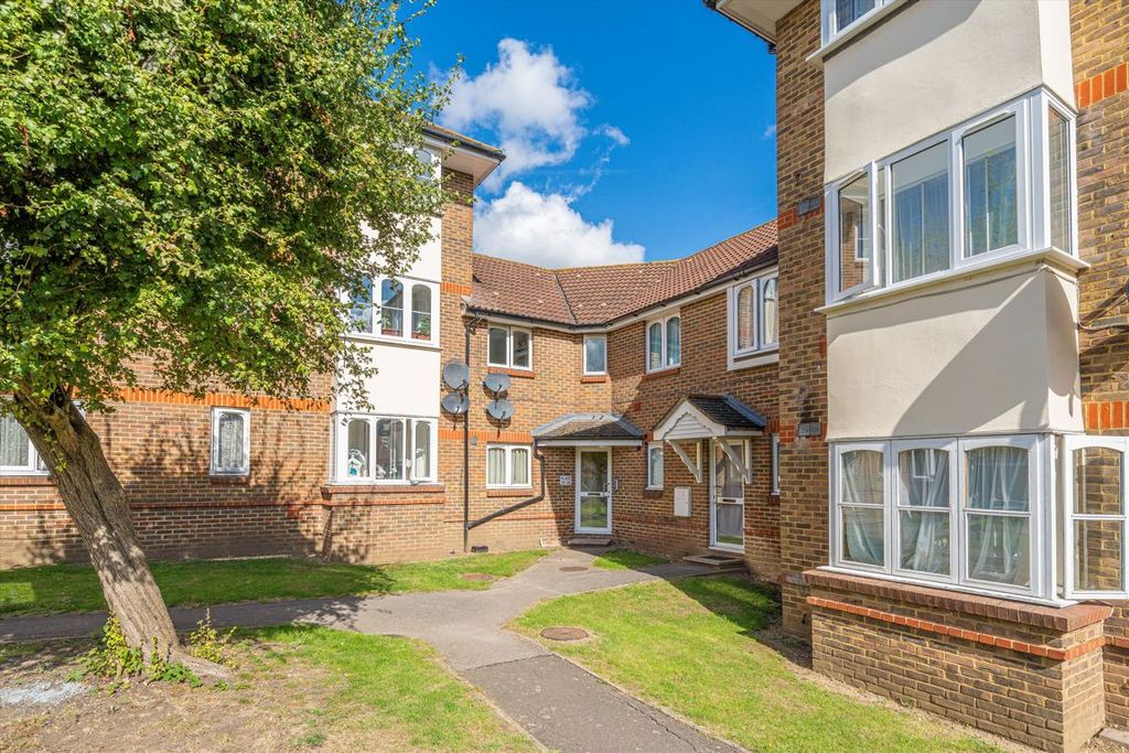 Property photo 1 of 6