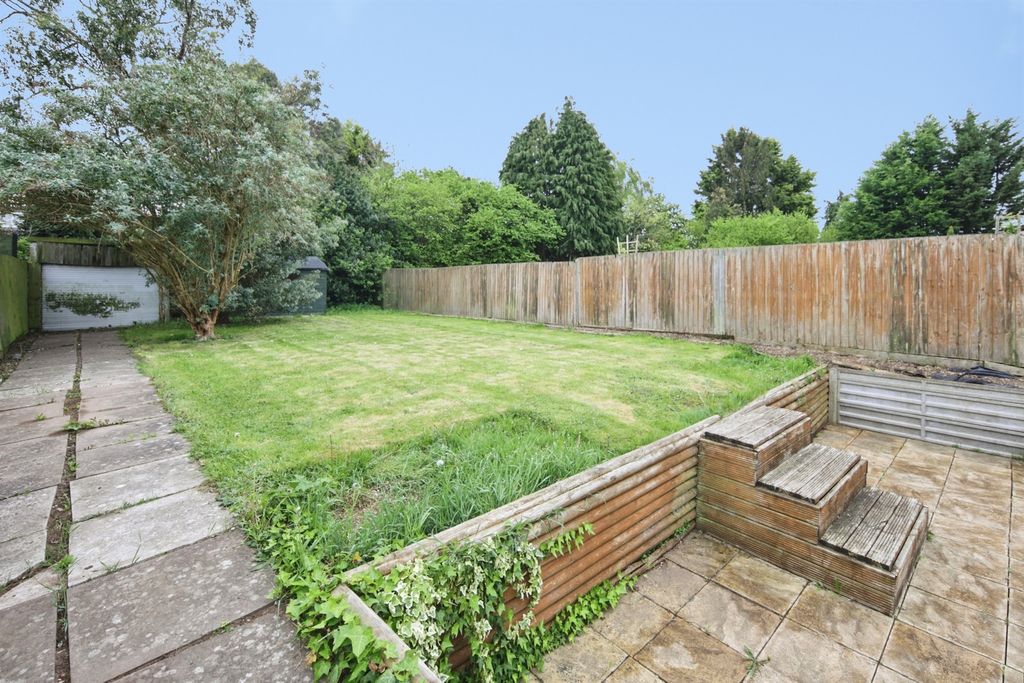 Property photo 3 of 11
