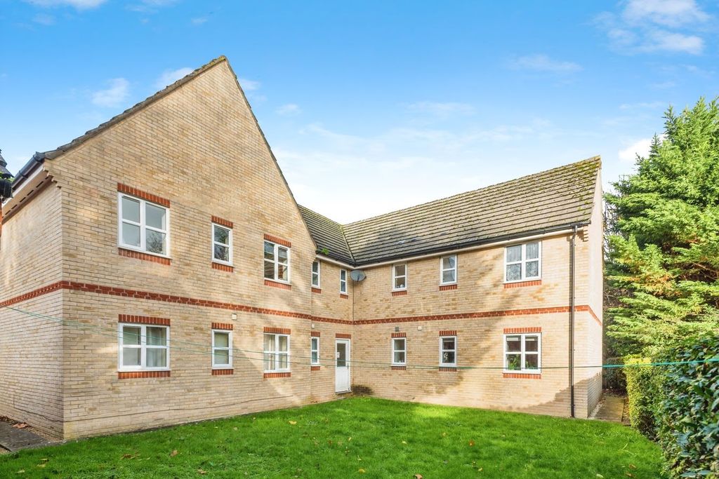 Property photo 1 of 10