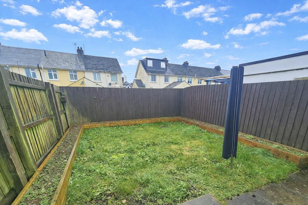 Property photo 2 of 14 New Garden.Jpg