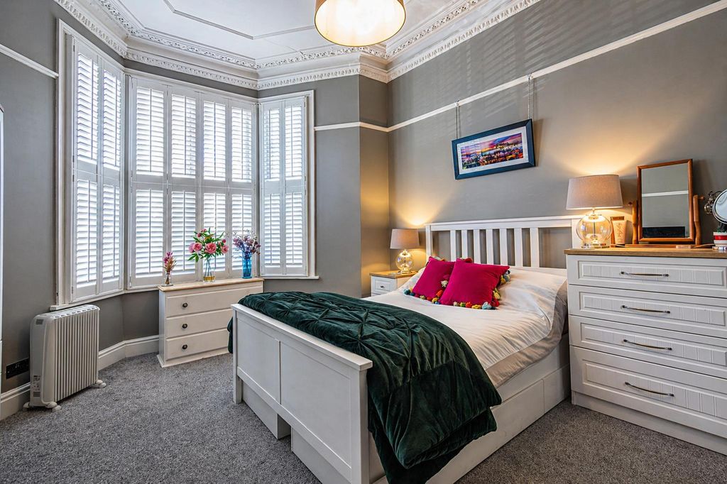 Additional image 6 of 2 bed flat for salePlasturton Avenue, Pontcanna, Cardiff CF11