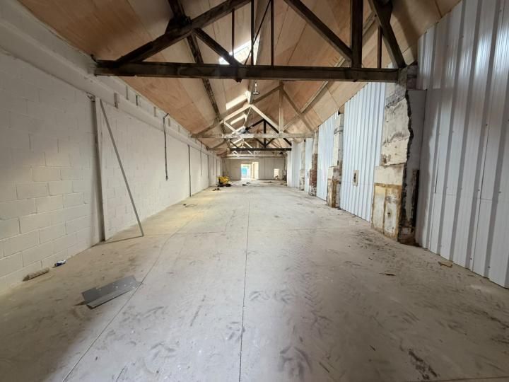 Property photo 1 of 1