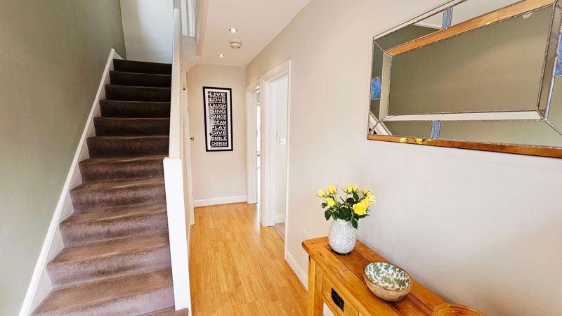 Property photo 3 of 29 Photo 12